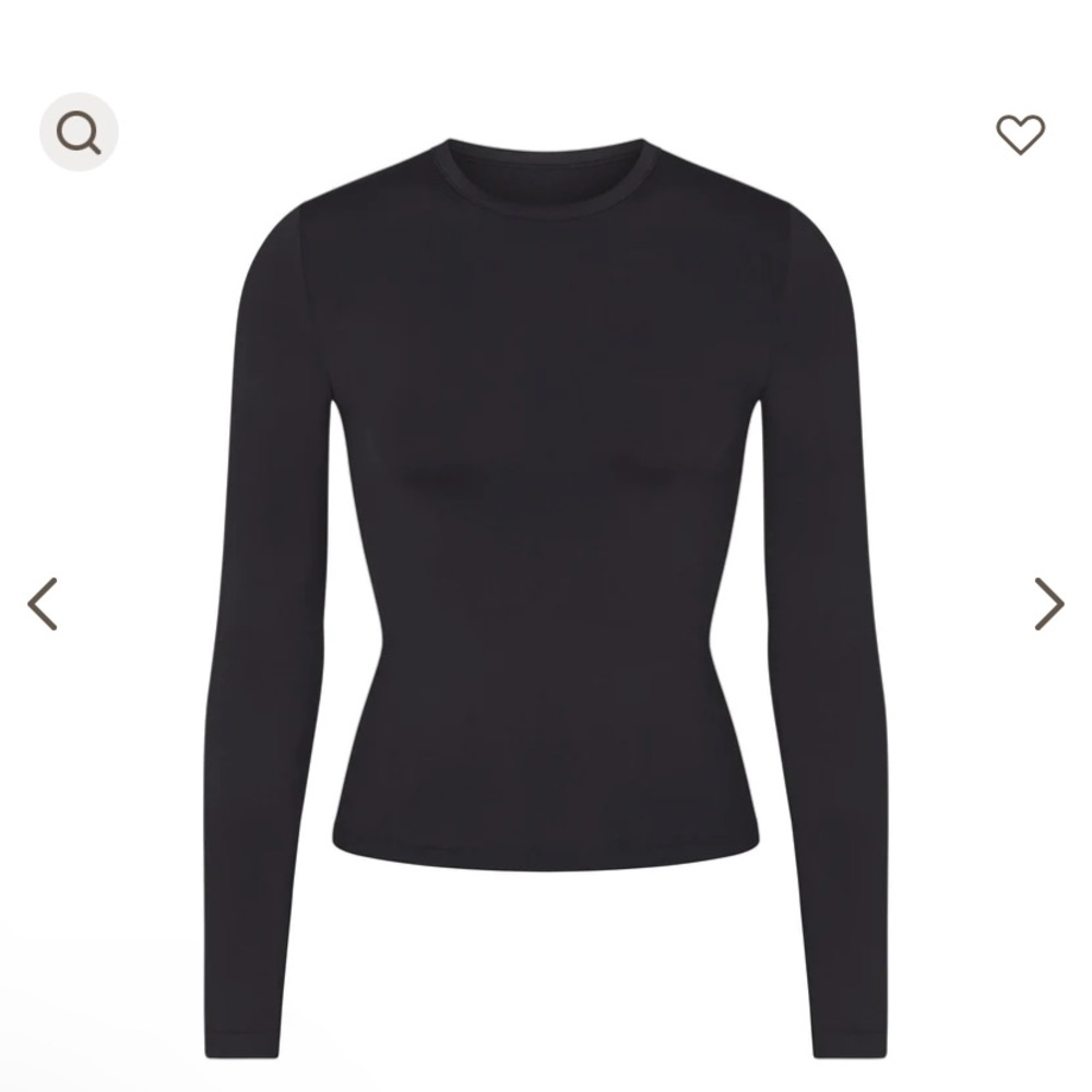 SKIMS Soft Smoothing Seamless Long Sleeve T-shirt